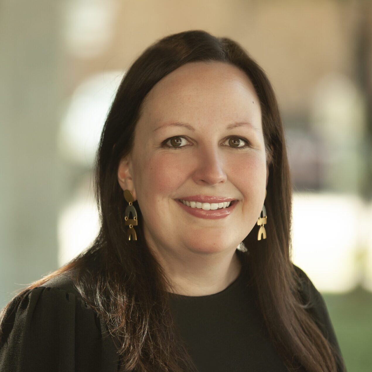 Elizabeth Corley SQ scaled e1754084797906